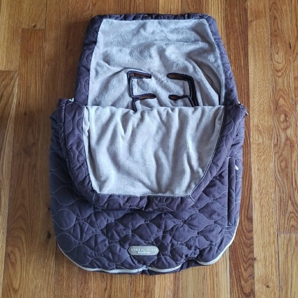 JJ Cole Collections warm bundleme gently used - Picture 2 of 2